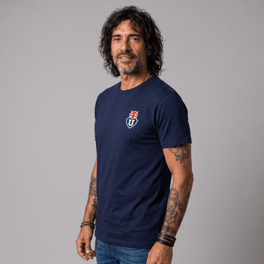 Polera U. de Chile (AZUL) - ESCUDO U. DE CHILE - Poleras de la U