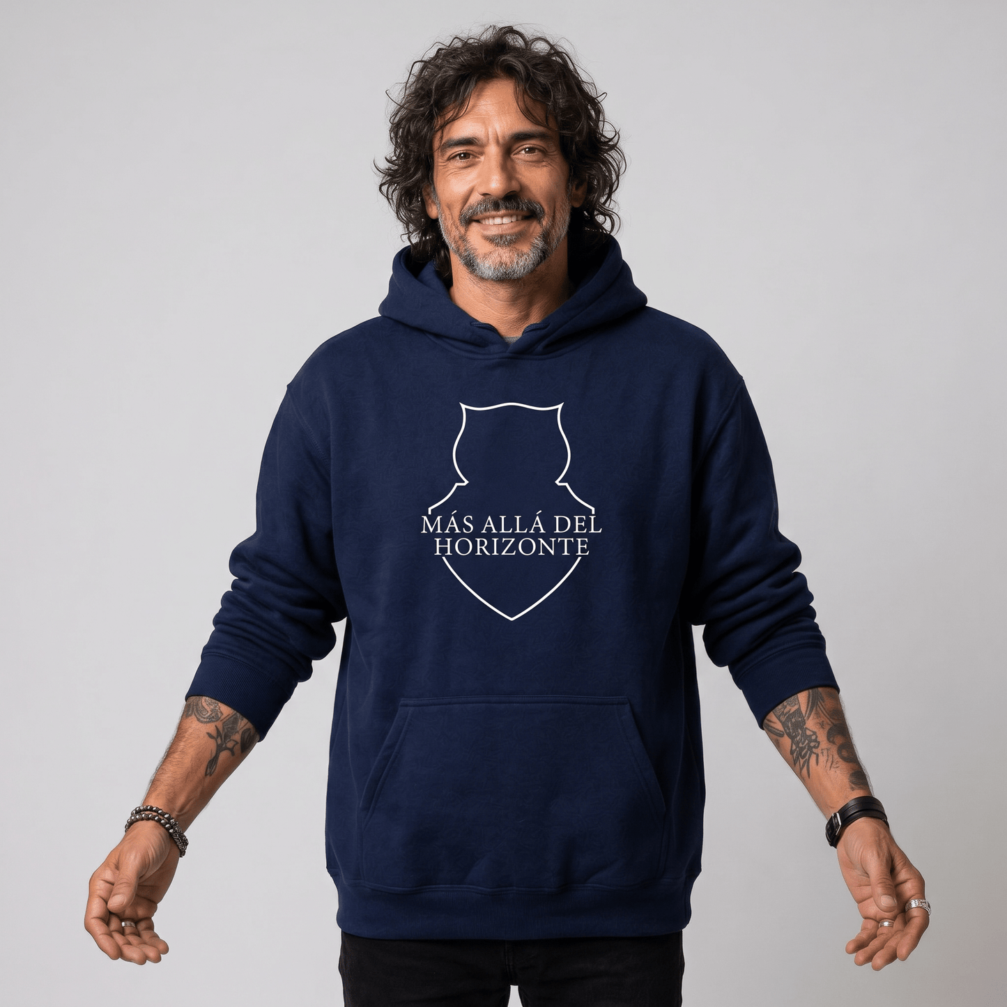 Polerón U. de Chile (AZUL) - MÁS ALLÁ DEL HORIZONTE - Poleras de la U