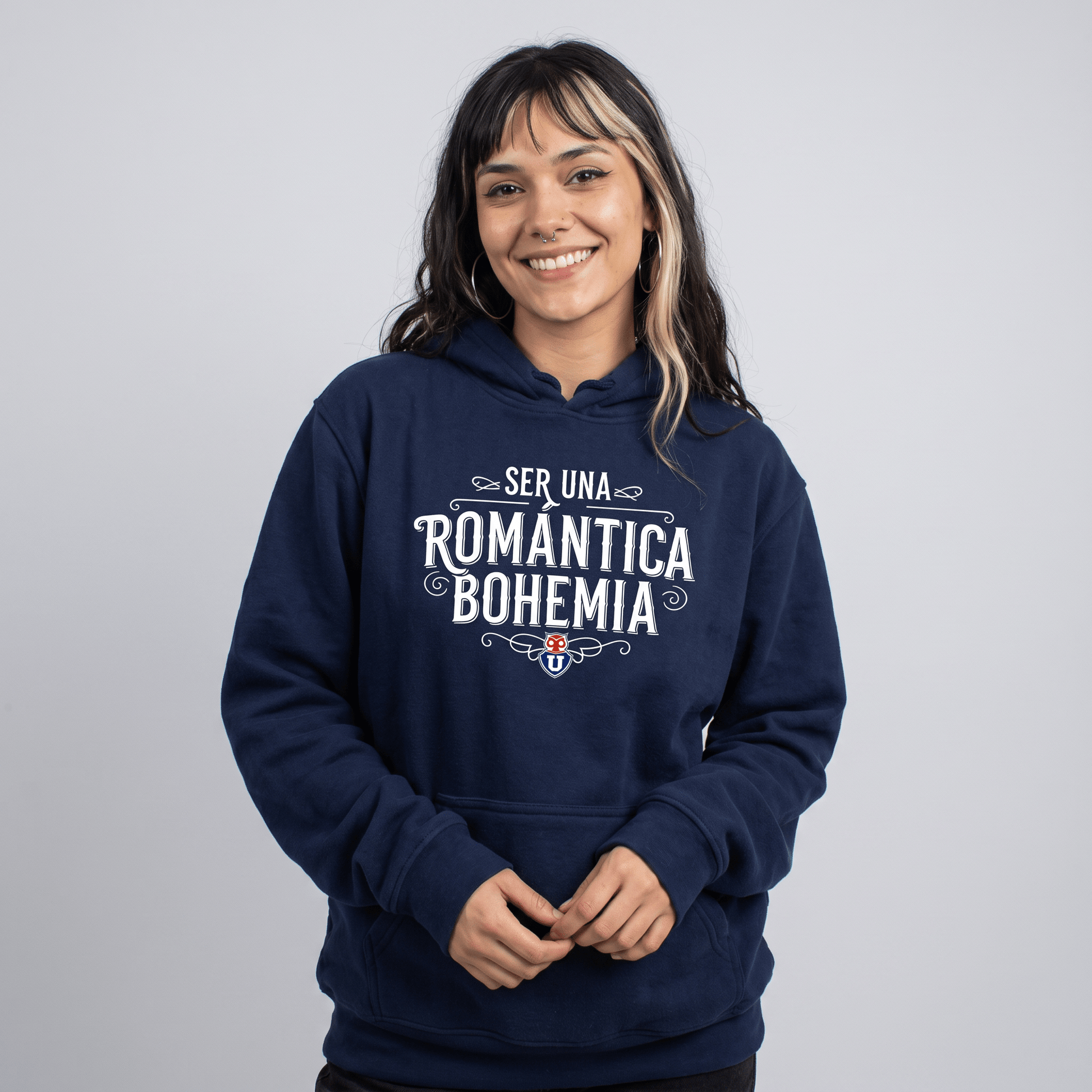 Polerón U. de Chile - ROMÁNTICA BOHEMIA (Mujer) - Poleras de la U